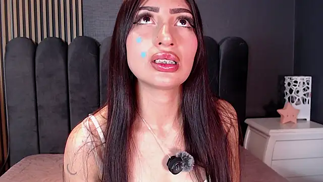 Nicolette ks  online show from July 22, 4:57 am