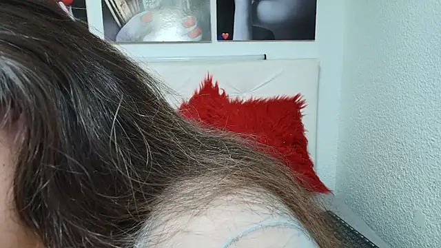 LinaBrowm online show from April 21, 1:40 pm