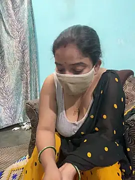 Snapshot of Sexi-bhabhi chatting on September 14, 6:28 pm Sexi-bhabhi online show from September 14, 6:28 pm