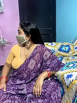 Snapshot of Sexi-bhabhi chatting on October 7, 7:07 pm Sexi-bhabhi online show from October 7, 7:07 pm