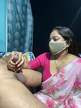 Snapshot of Sexi-bhabhi chatting on October 16, 7:05 pm Sexi-bhabhi online show from October 16, 7:05 pm