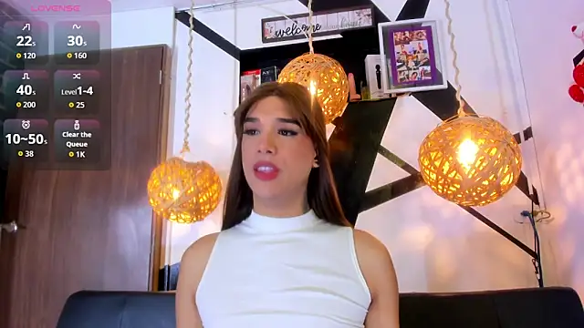 Snapshot of victoria_aleia_ chatting on October 19, 10:01 pm victoria aleia online show from October 19, 10:01 pm