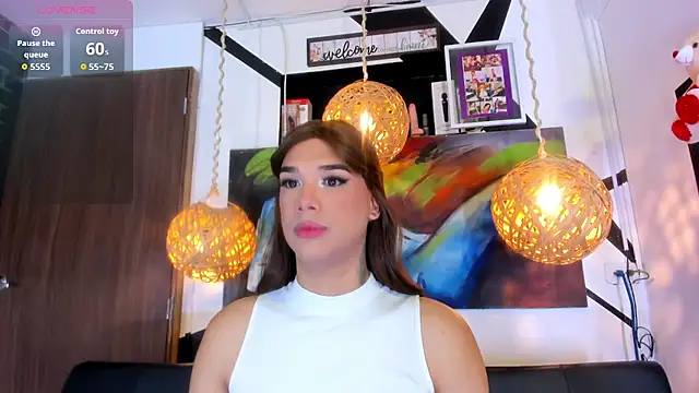 Snapshot of victoria_aleia_ chatting on October 13, 10:01 pm victoria aleia online show from October 13, 10:01 pm