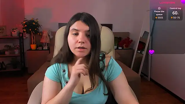 Viola  Shy online show from February 25, 10:30 pm