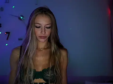 BARBIE 22888 online show from September 26, 7:33 pm