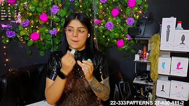 Sweett Mollyy online show from April 17, 11:29 pm