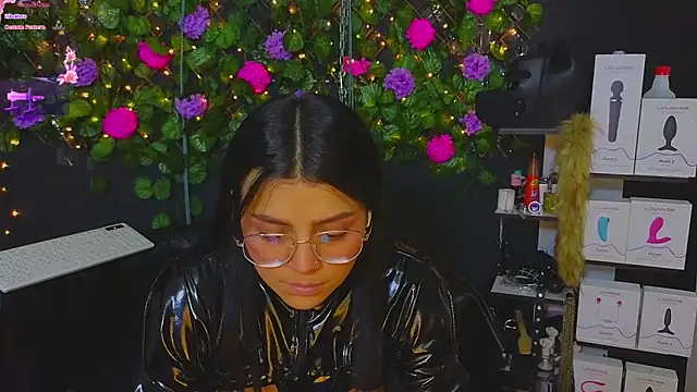 Sweett Mollyy online show from April 25, 12:13 am