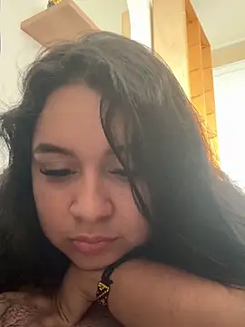 Pretty Isadora online show from April 20, 9:07 pm