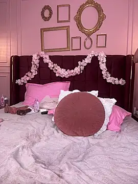 maddisonblush online show from July 20, 6:05 am