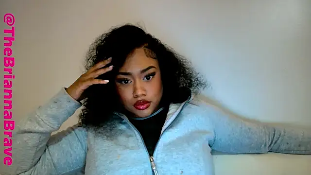 BriannaBrave online show from December 19, 6:27 am