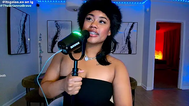 BriannaBrave online show from March 1, 4:45 am