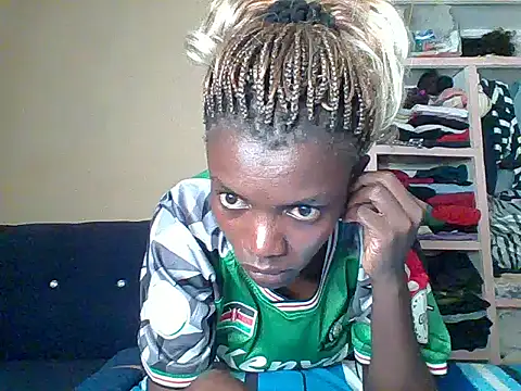awino001 online show from June 21, 1:31 am