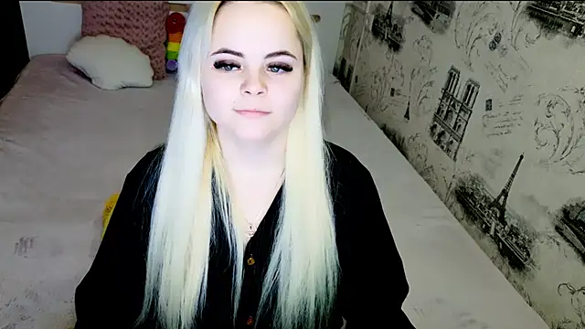 lovely-eyes online show from April 21, 7:21 pm