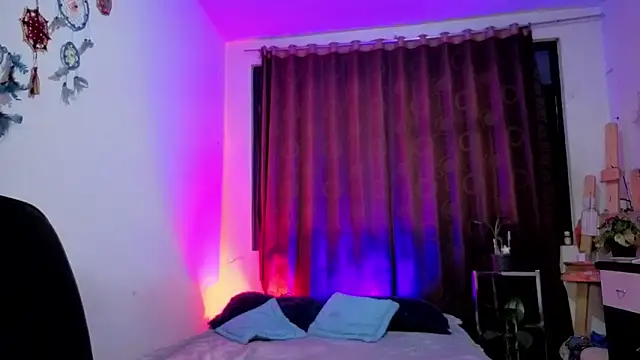 Zoe--khalL online show from March 7, 6:20 am