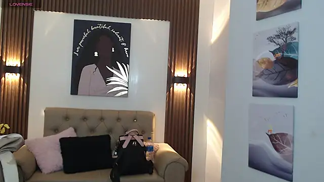 Snapshot of xlunna chatting on October 11, 8:11 pm xlunna online show from October 11, 8:11 pm