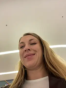 Sweet   Emily online show from November 24, 1:46 pm