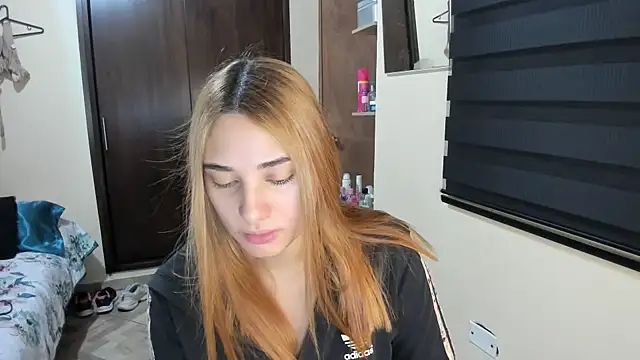 Amy Walker online show from June 7, 3:19 pm