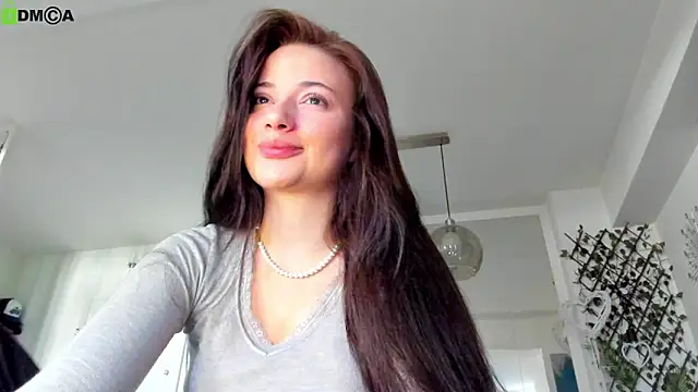 IreneVON online show from April 25, 4:59 am