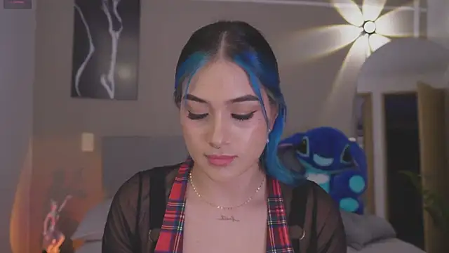 AnnyHizzle online show from December 23, 2:26 am