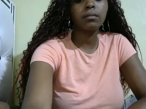 Snapshot of nelly_shyn chatting on October 22, 10:37 pm nelly shyn online show from October 22, 10:37 pm