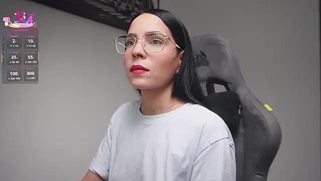 little-eli online show from April 26, 7:33 pm