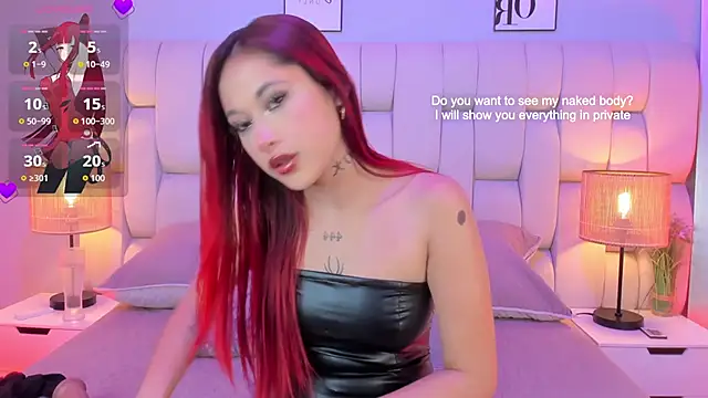 SkinnyFoxy online show from April 23, 9:50 pm