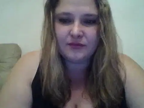 Snapshot of ParisMimi chatting on October 17, 9:29 pm ParisMimi online show from October 17, 9:29 pm