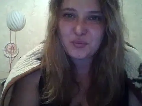 Snapshot of ParisMimi chatting on October 10, 8:52 am ParisMimi online show from October 10, 8:52 am
