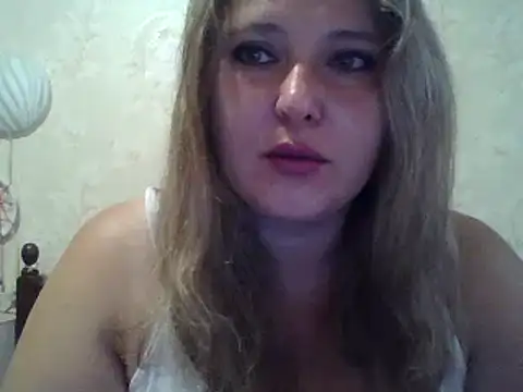 Snapshot of ParisMimi chatting on September 13, 5:37 am ParisMimi online show from September 13, 5:37 am
