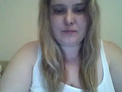 ParisMimi online show from March 19, 1:26 pm