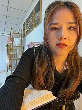 Efangfang online show from March 10, 8:51 am