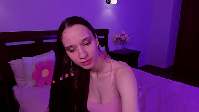 StaceySunny online show from April 24, 7:05 pm