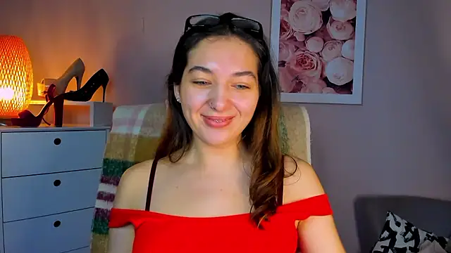 Snapshot of Meagn_Extasy chatting on December 2, 8:48 am Meagn Extasy online show from December 2, 8:48 am