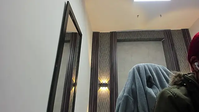 selene red  online show from March 15, 1:18 am