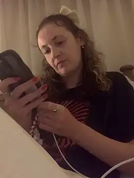 Littlelolo60 online show from December 22, 10:57 pm