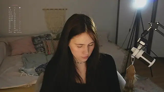 jennetdoll online show from April 19, 6:54 pm