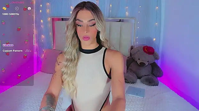 Amatistablue online show from April 21, 8:05 pm