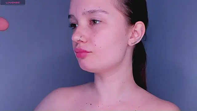 bitchpeace  online show from April 18, 7:58 pm