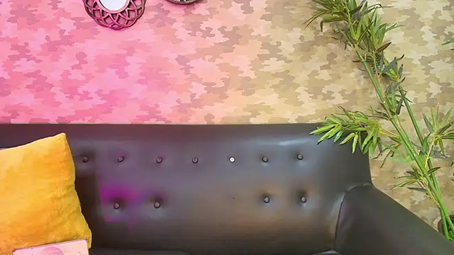 cherry chel online show from October 11, 8:11 pm