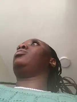 Lola kims online show from August 4, 9:37 am