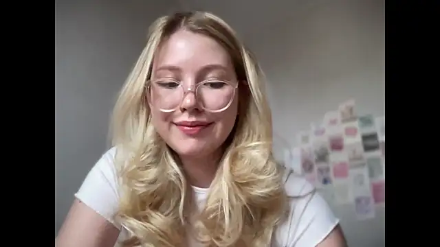 HoneyAudrey online show from September 29, 2:49 am