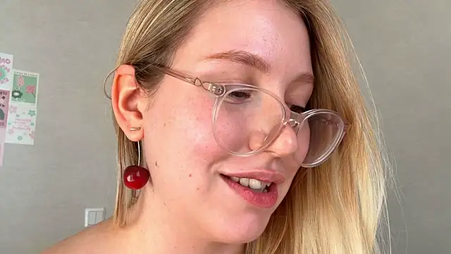 HoneyAudrey online show from September 30, 2:50 am