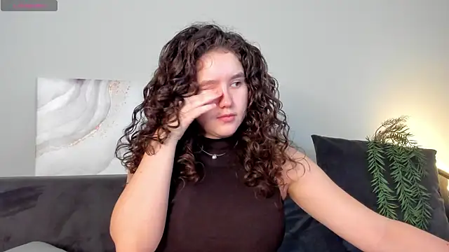 Ariella Sol online show from April 24, 1:08 am