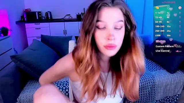 tenderdreams online show from October 29, 11:18 pm