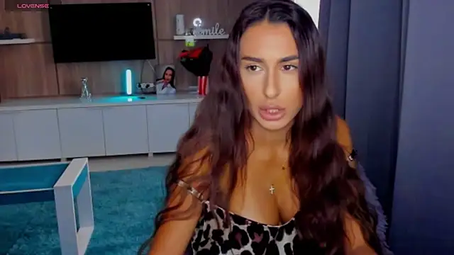 K chic online show from September 10, 10:59 am