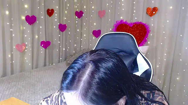 JillStevens online show from February 19, 5:34 pm