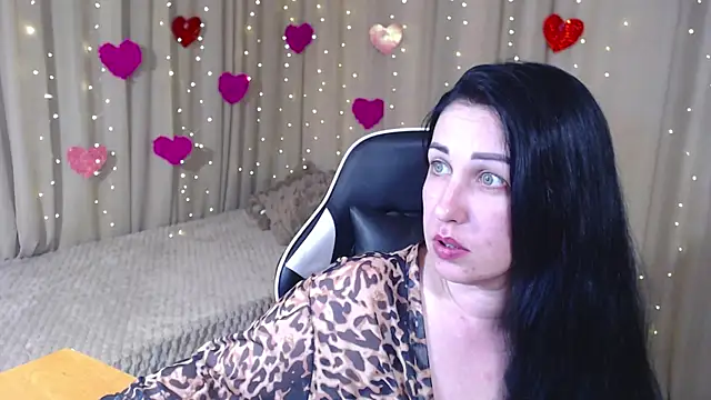 JillStevens online show from April 25, 4:26 pm