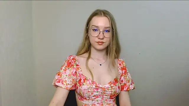 cindi hot online show from July 17, 10:41 am