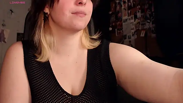 Saya sweet online show from February 8, 6:06 am