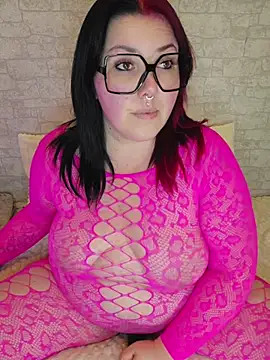 -BonnieBlack- online show from June 11, 8:05 pm
